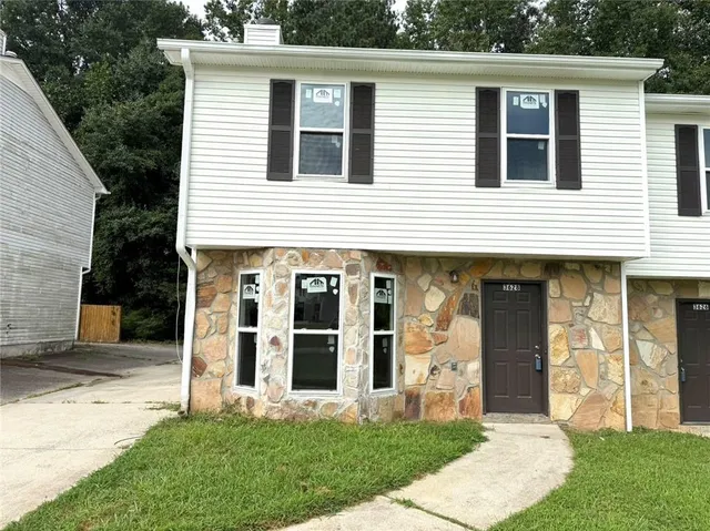 $1,900 | 3628 North Hopkins Court, Powder Springs, GA 30127