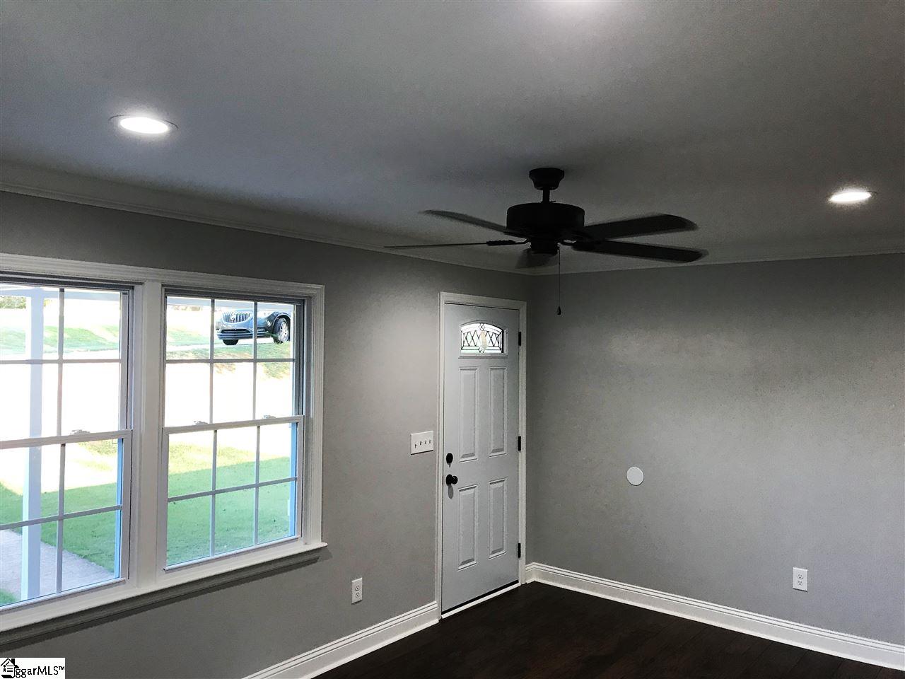115 Rigdon Circle Pickens, SC 29671 - Photo 8 of 24 Gallery Image 8