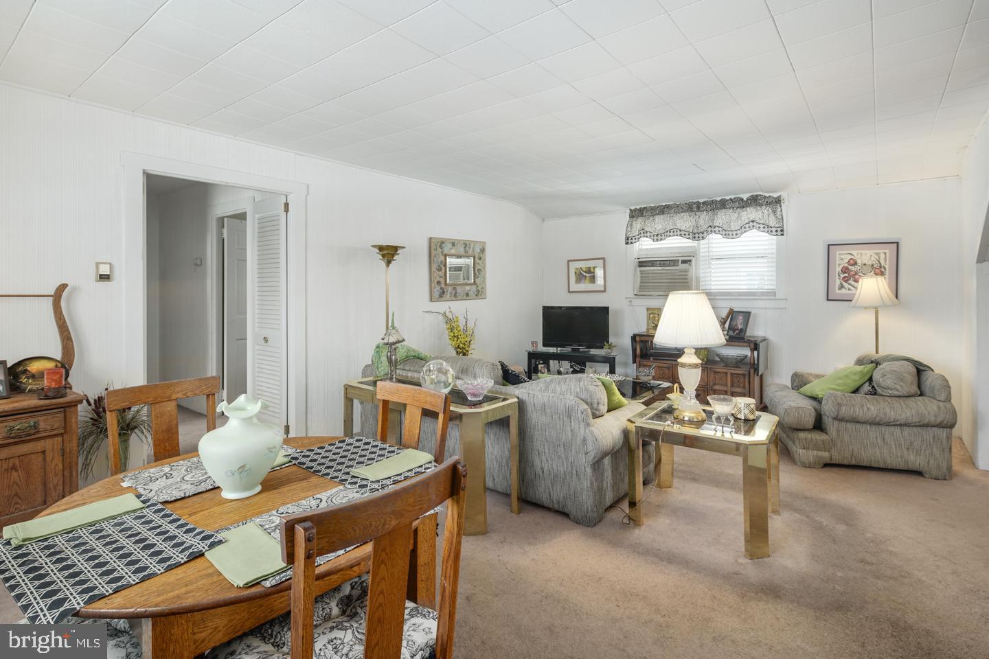 1524 Prospect Ridge Boulevard Haddon Heights, NJ 08035 - Photo 22 of 34 Upper level unit dining/living room