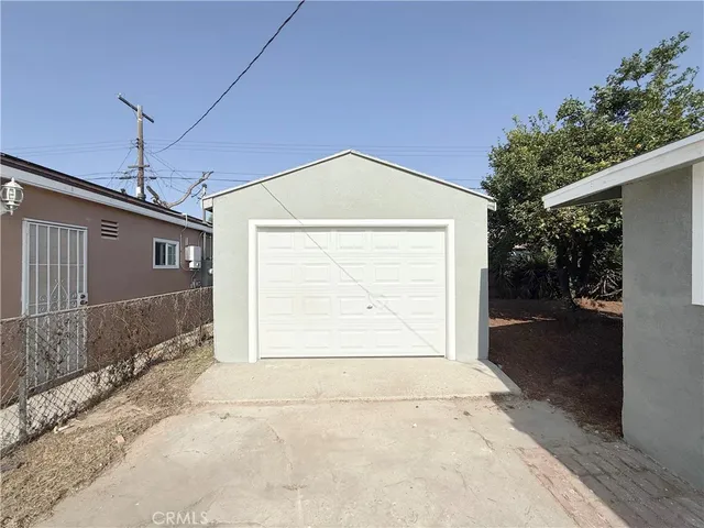 $649,900 | 521 West Cherry Street, Compton, CA 90222