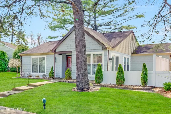 $260,000 | 945 A Liverpool Circle, Unit A, Manchester Township, NJ 08759