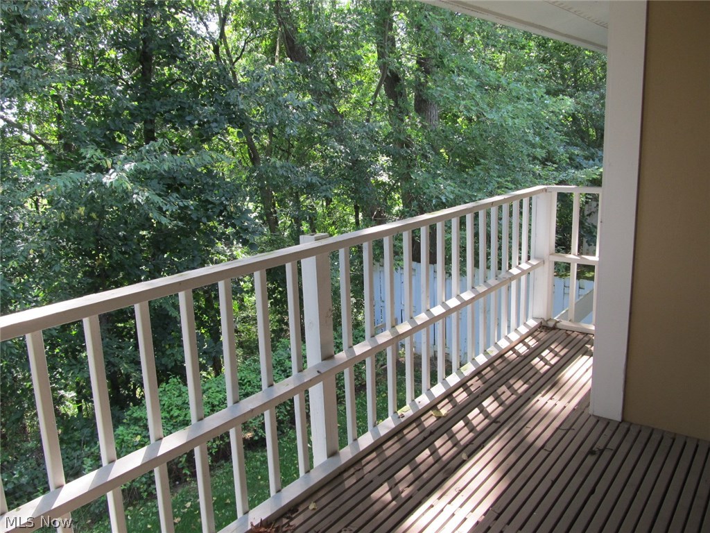 1960 Creston Road Cambridge, OH 43725 - Photo 6 of 33 Gallery Image 6