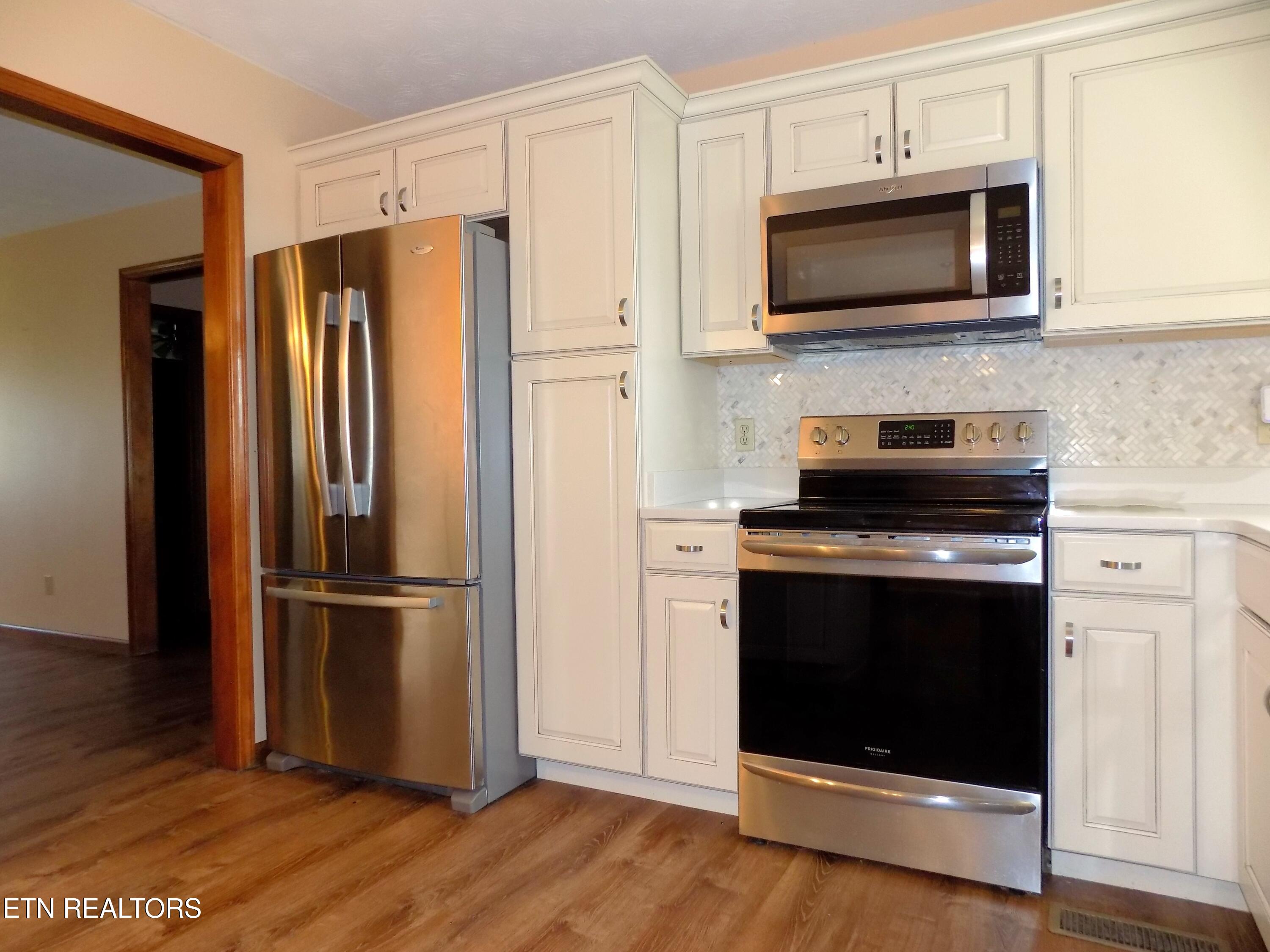 509 Alpine Circle Talbott, TN 37877 - Photo 4 of 44 Kitchen