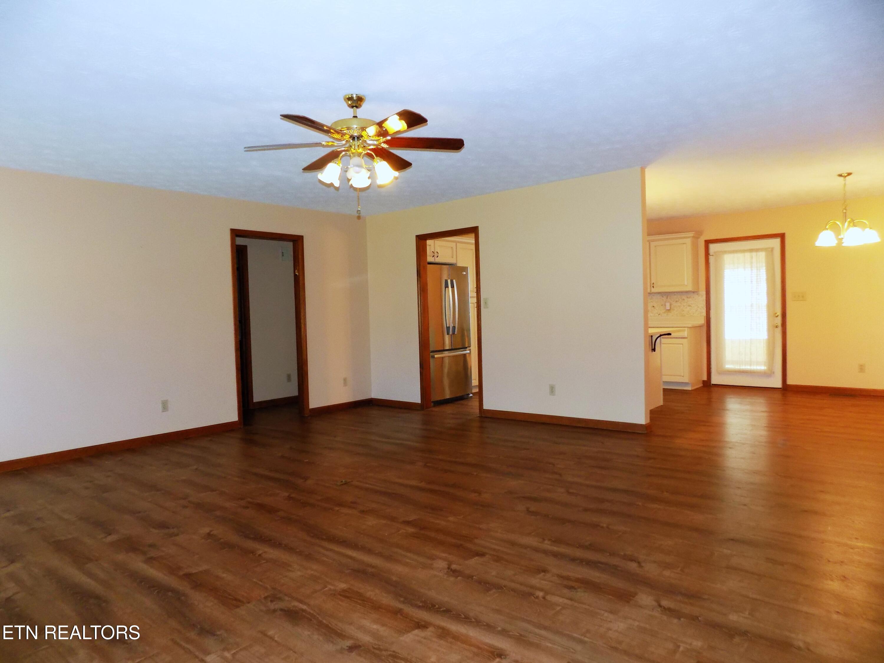 509 Alpine Circle Talbott, TN 37877 - Photo 9 of 44 Living Room