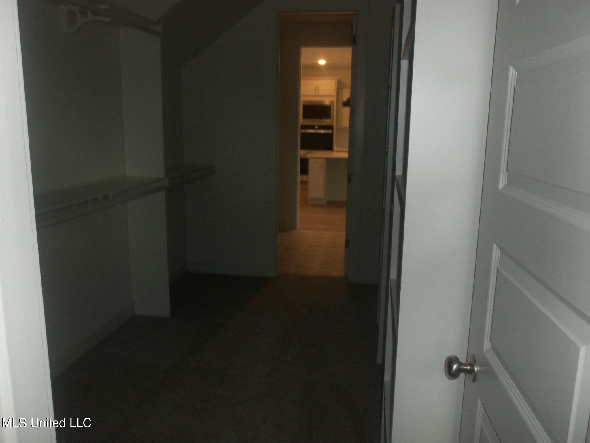 3372 Blooming Grv Road Olive Branch, MS 38654 - Photo 21 of 23 100_1447