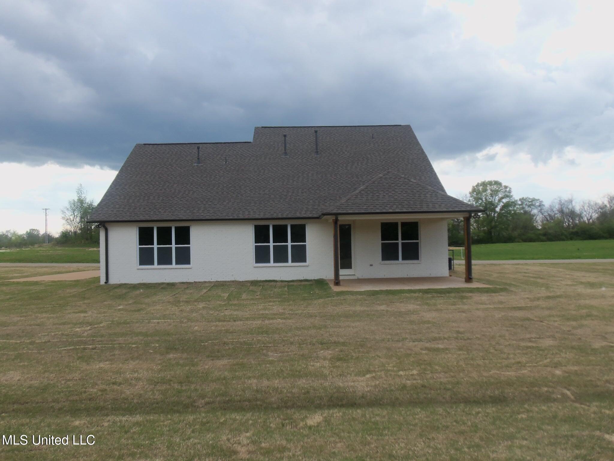 3372 Blooming Grv Road Olive Branch, MS 38654 - Photo 3 of 23 100_1428
