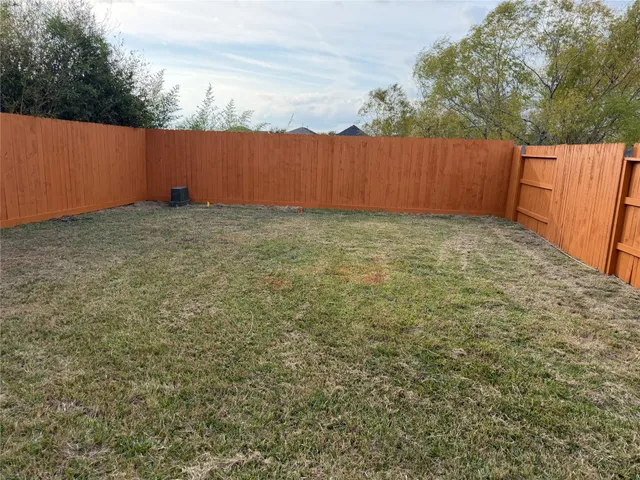 $1,950 | 7822 Winding Creek View, Houston, TX 77072