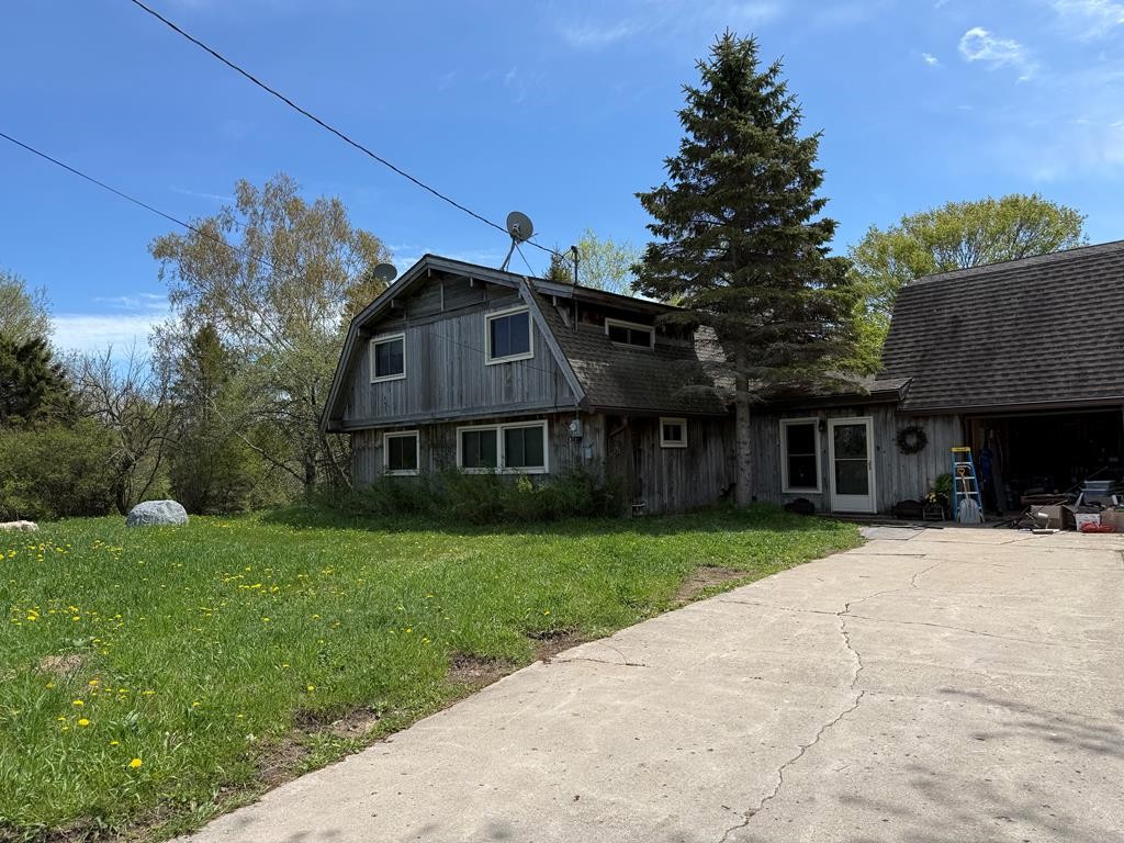 5267 Forest Road Sturgeon Bay, WI 54235 - Photo 1 of 2 Main View