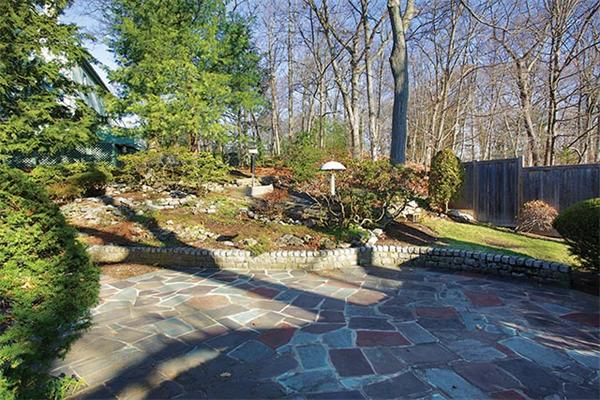 60 Bellingham Road Brookline, MA 02467 - Photo 3 of 3