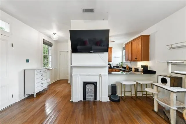 $215,000 | 2818 Constance Street, Unit 4, New Orleans, LA 70115