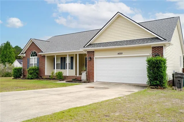 $265,000 | 4225 Redmill Lane, Hope Mills, NC 28348