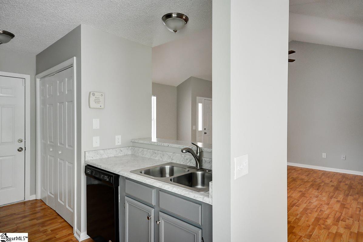 301 Jacqueline Road Piedmont, SC 29673 - Photo 11 of 31 Gallery Image 11