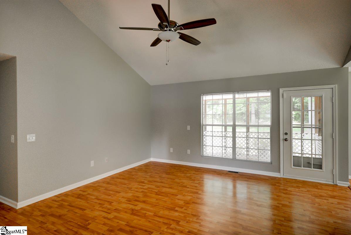 301 Jacqueline Road Piedmont, SC 29673 - Photo 5 of 31 Gallery Image 5