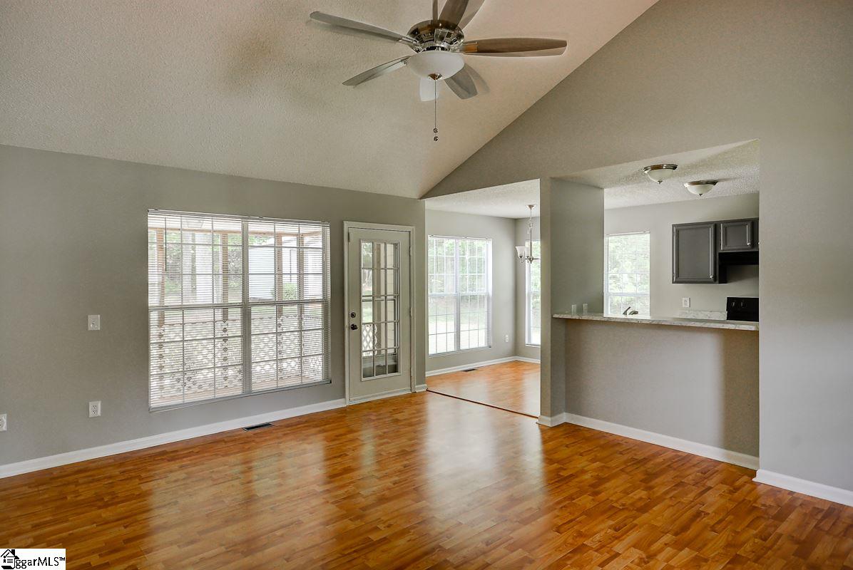 301 Jacqueline Road Piedmont, SC 29673 - Photo 6 of 31 Gallery Image 6