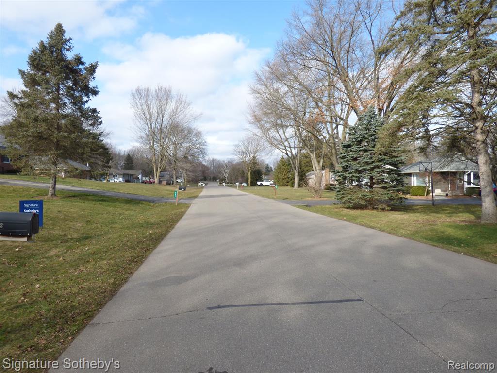 183 Texas Avenue Rochester Hills, MI 48309 - Photo 34 of 34