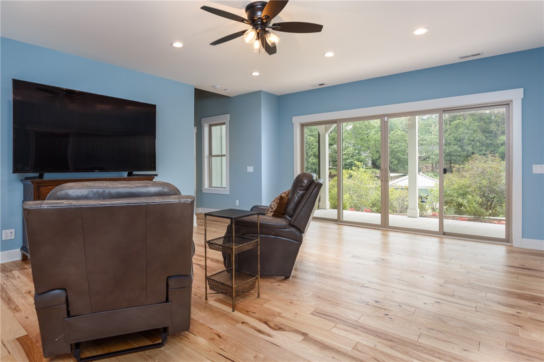 685 Turtle Cv Road Seneca, SC 29672 - Photo 17 of 48 Gallery Image 17