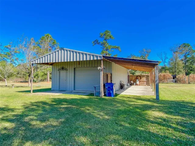 $239,500 | 190 Gerald Shoemake Road, Dequincy, LA 70633