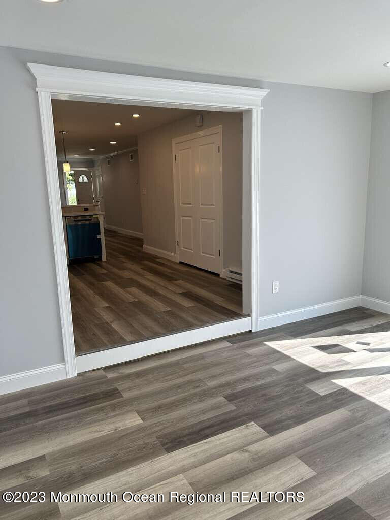 48 East Piazza Tasso Freehold, NJ 07728 - Photo 14 of 21 Feuer.14