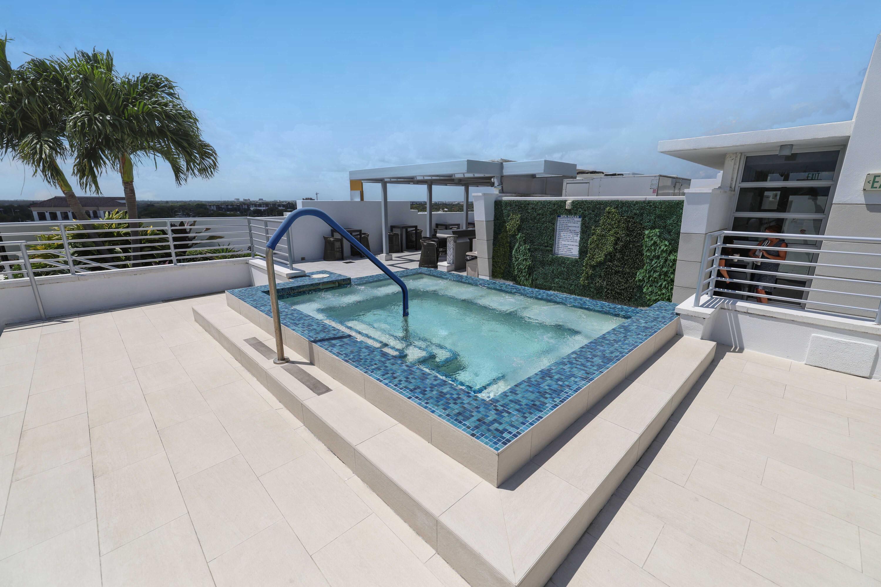 155 East Boca Raton Road, Unit 601 Boca Raton, FL 33432 - Photo 33 of 55 Rooftop Spa