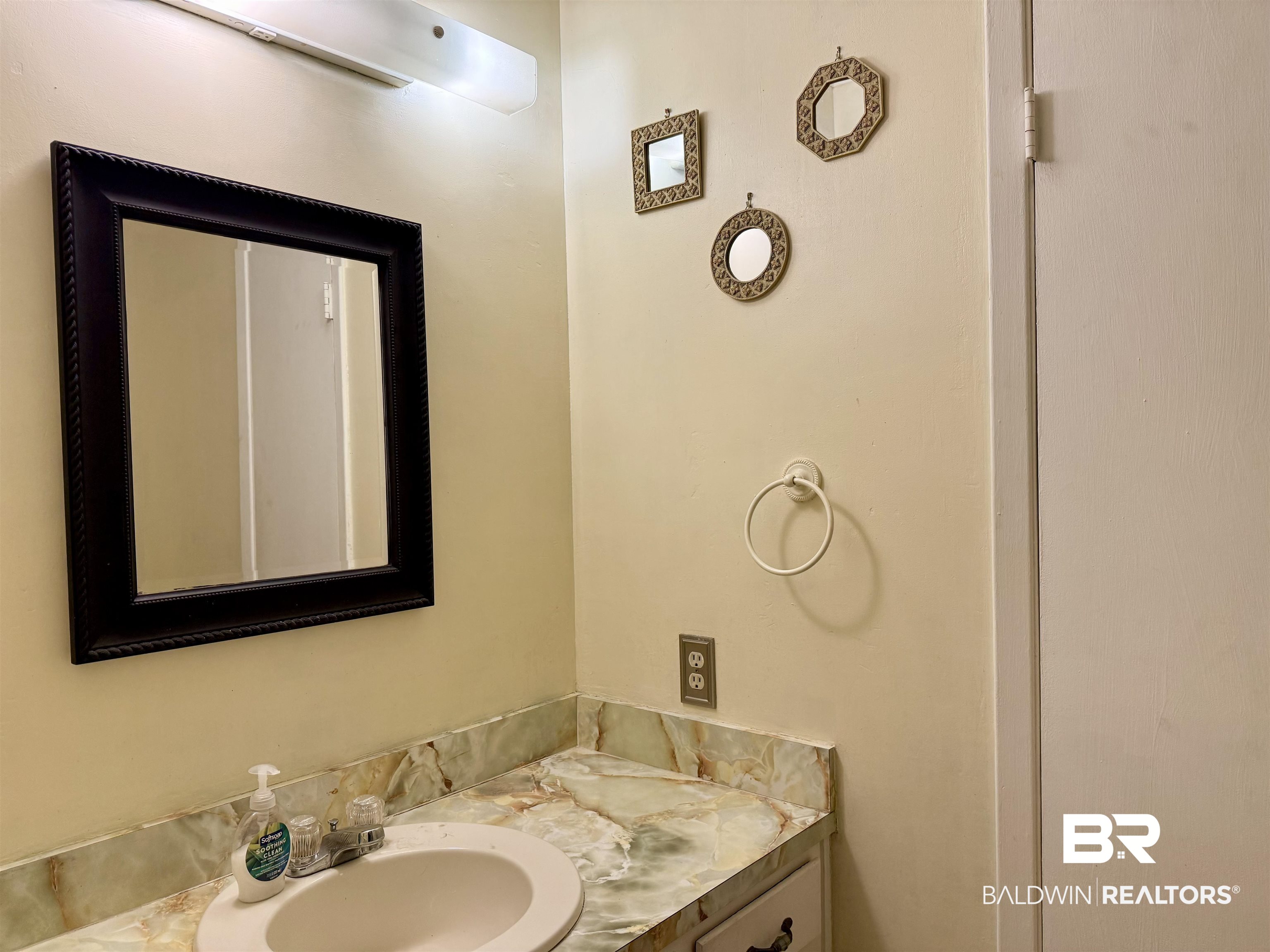 98 Evans Avenue Brewton, AL 36426 - Photo 11 of 18 Bathroom with vanity