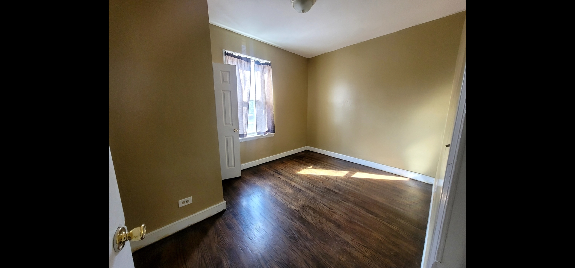 5722 South Morgan Street, Unit 2 Chicago, IL 60621 - Photo 3 of 8