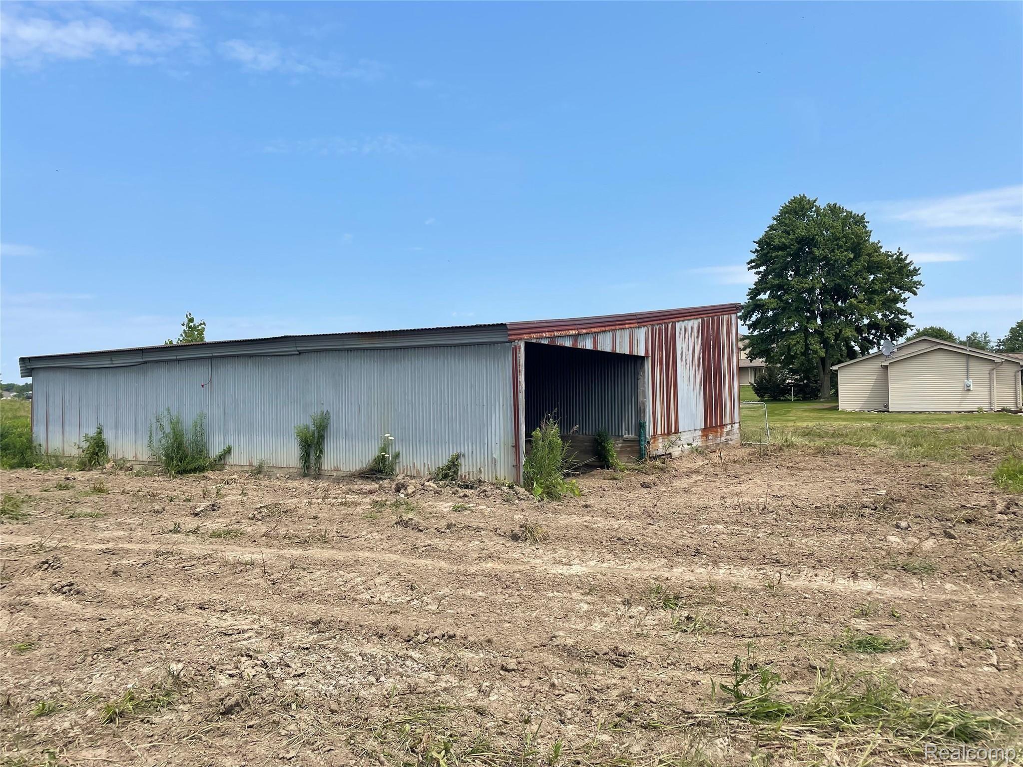 22689 Bordman Road Allenton, MI 48002 - Photo 20 of 23 IMG_3591.jpg