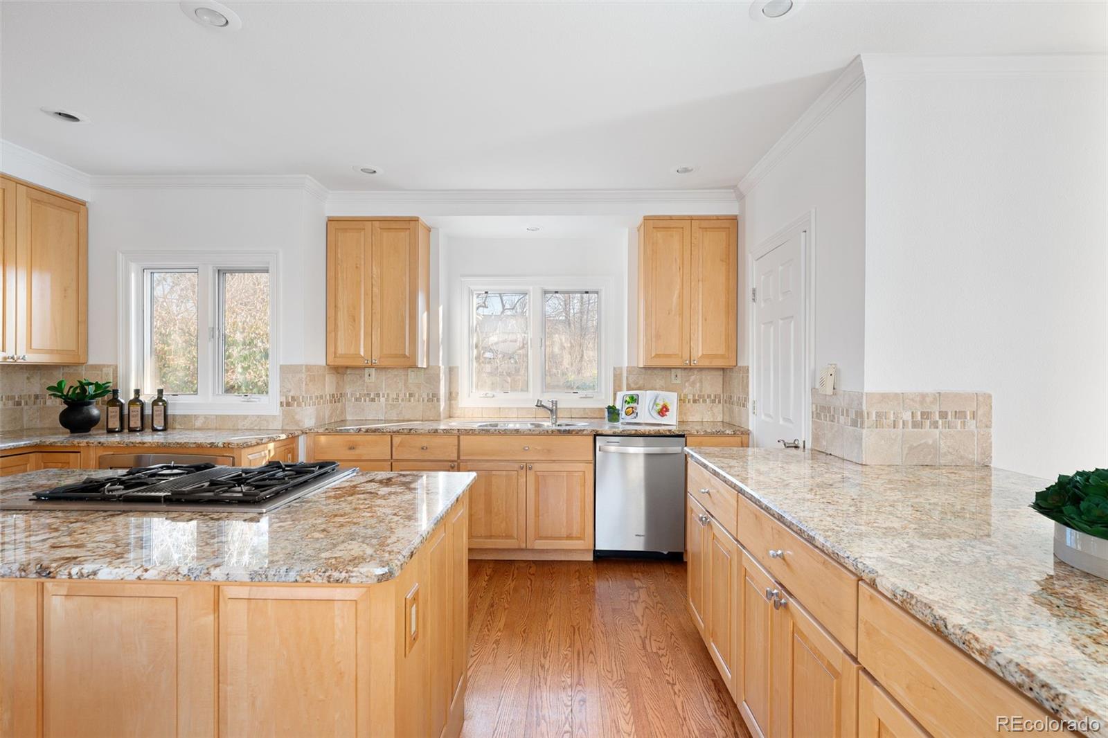 2435 South Fillmore Street Denver, CO 80210 - Photo 12 of 34