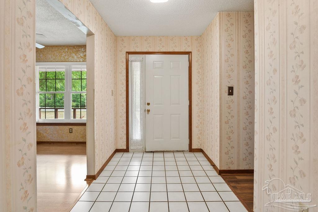 1425 Quail Ridge Drive Crestview, FL 32539 - Photo 11 of 44