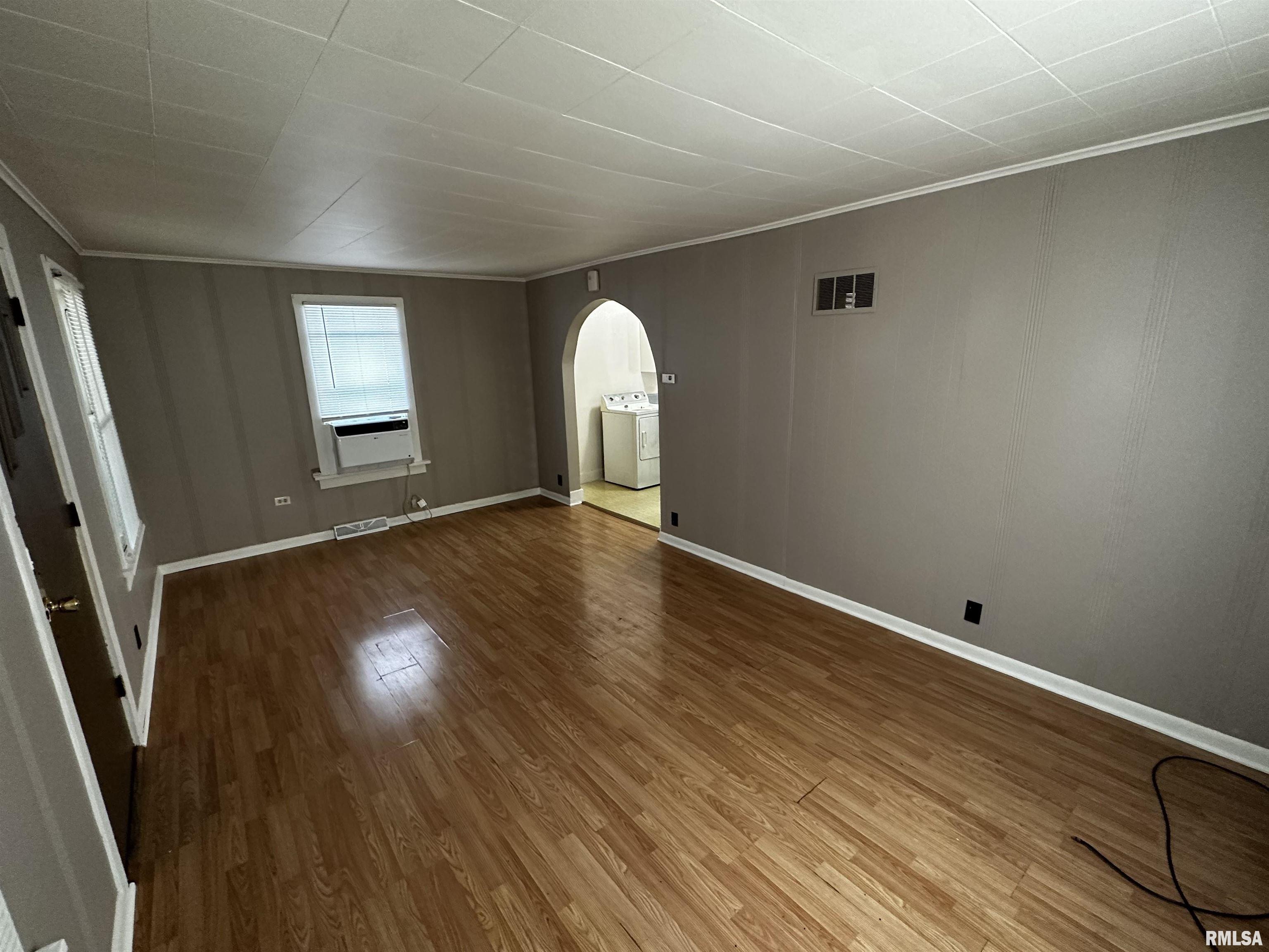 718 South Locust Street Centralia, IL 62801 - Photo 11 of 12