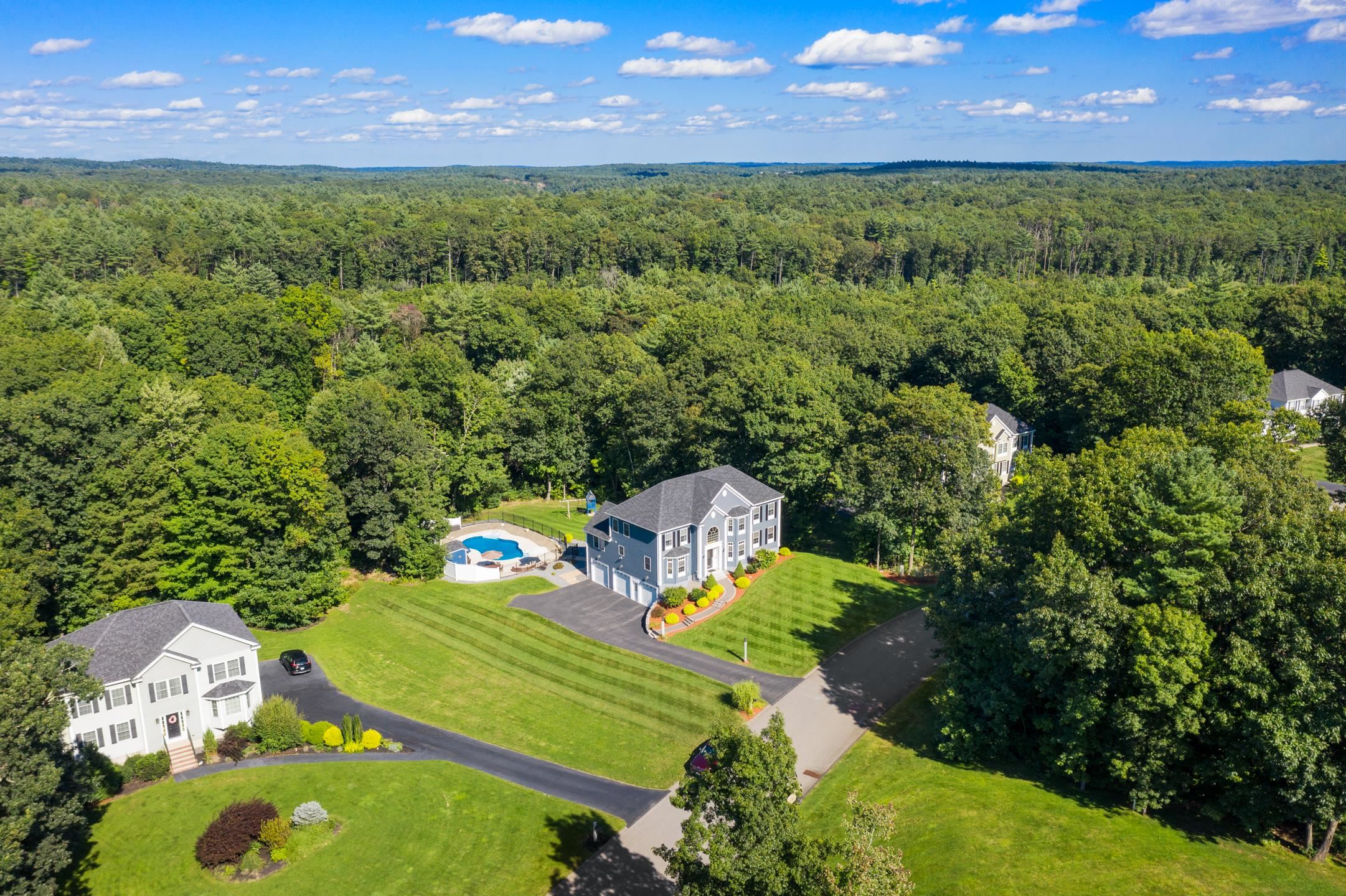 38 Jackman Ridge Road Windham, NH 03087 - Photo 3 of 40