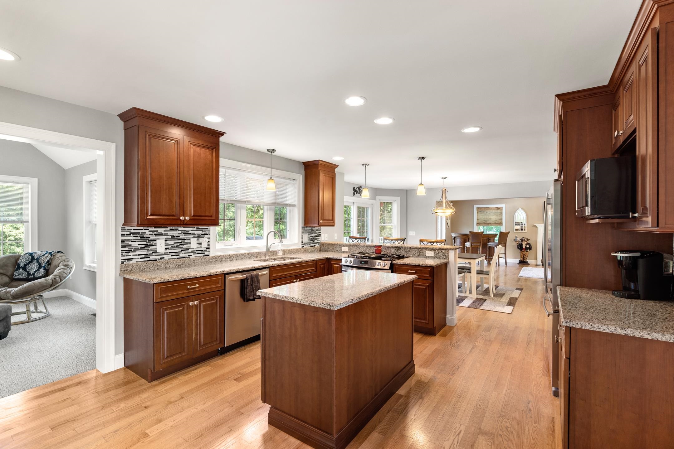 38 Jackman Ridge Road Windham, NH 03087 - Photo 8 of 40