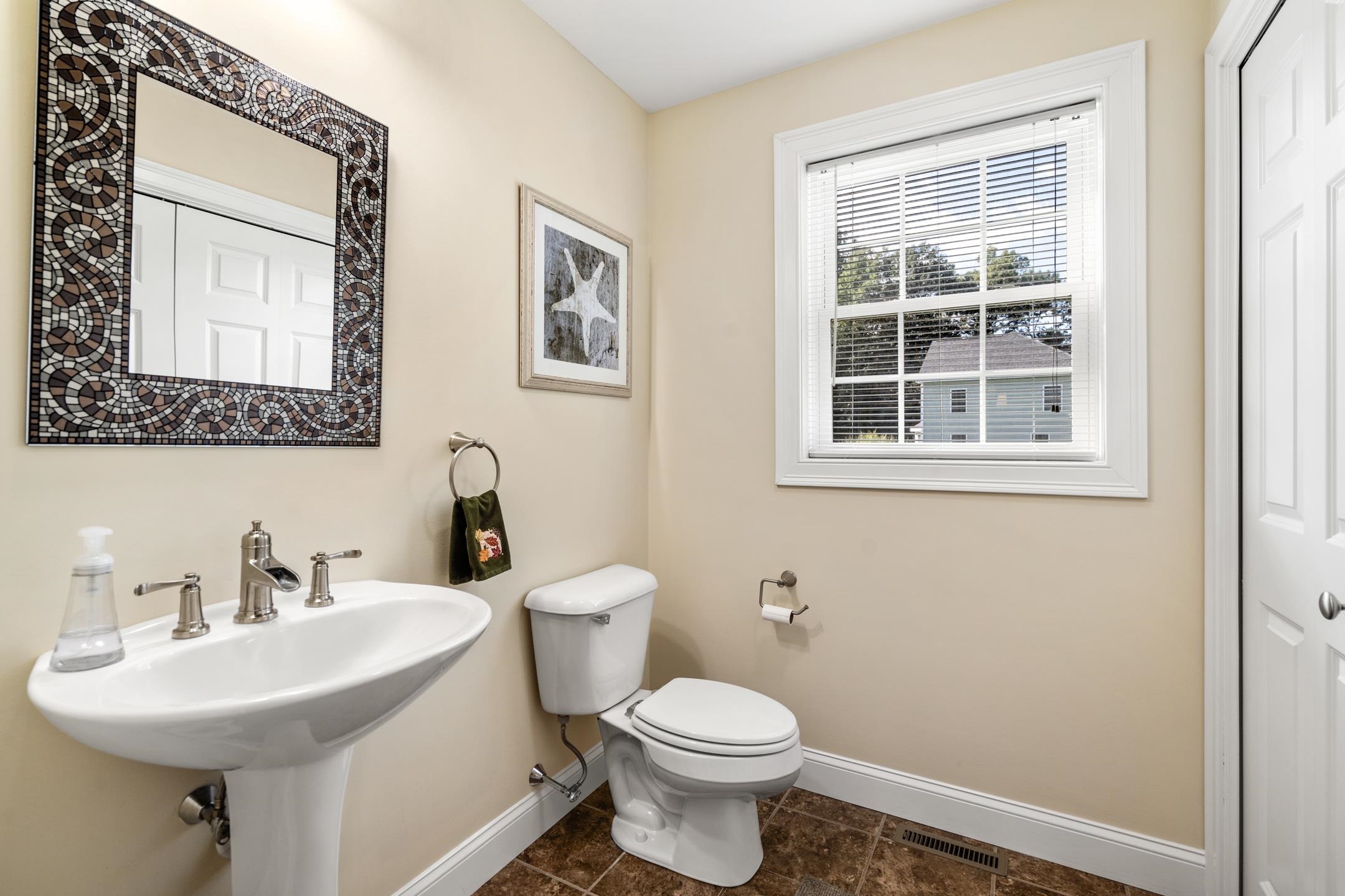 38 Jackman Ridge Road Windham, NH 03087 - Photo 10 of 40