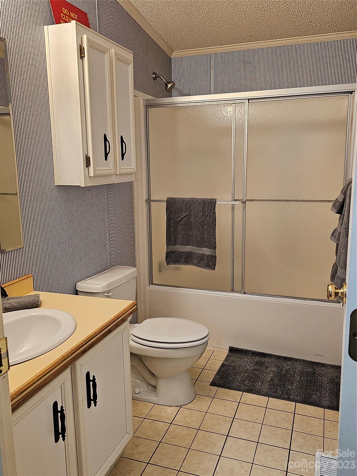 224 McDaniel Road Blacksburg, SC 29702 - Photo 17 of 20 a bathroom with a sink toilet and shower