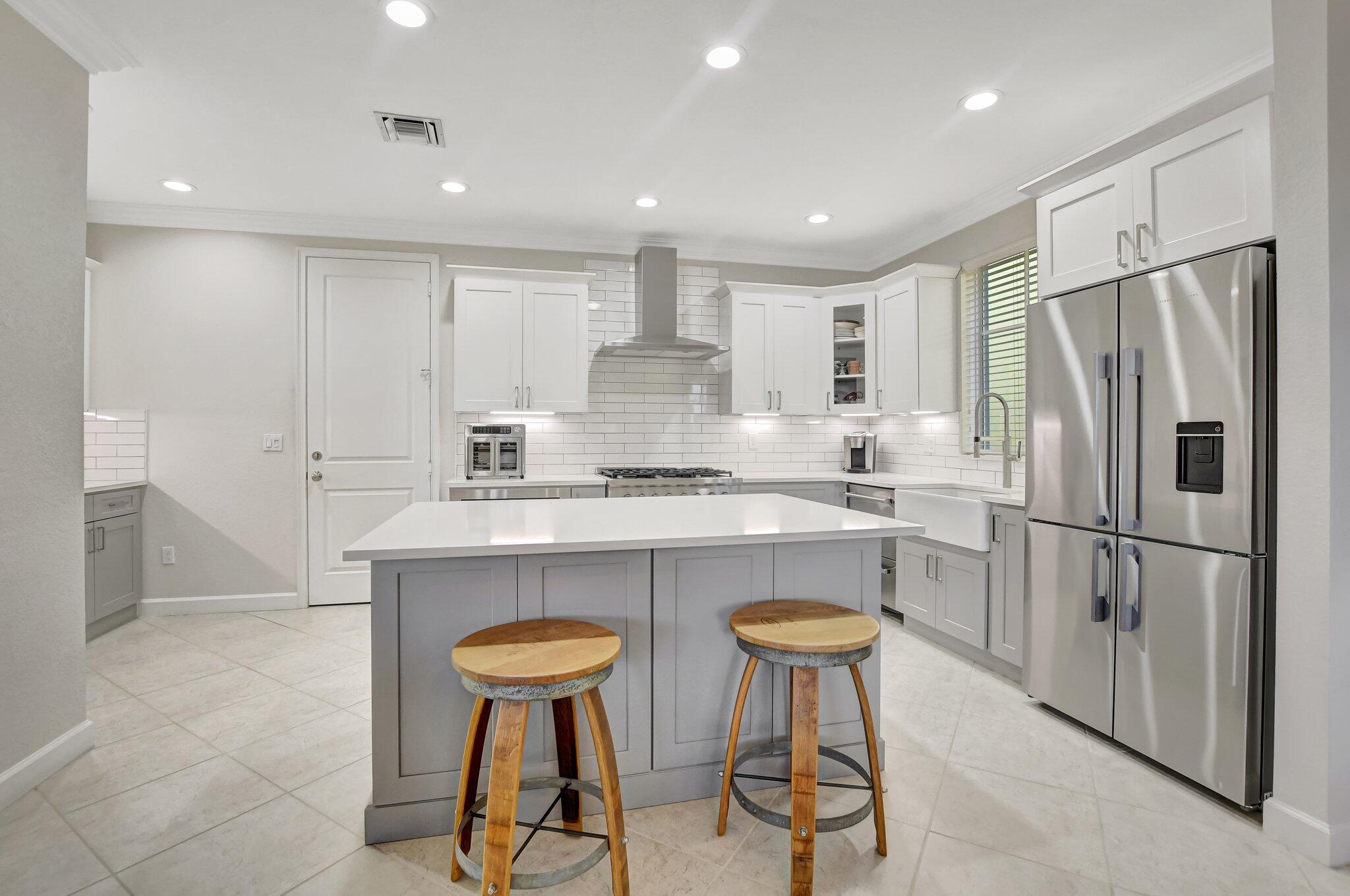 595 Northwest Dickens Court Boca Raton, FL 33432 - Photo 11 of 61 18-web-or-mls-DSC_0826