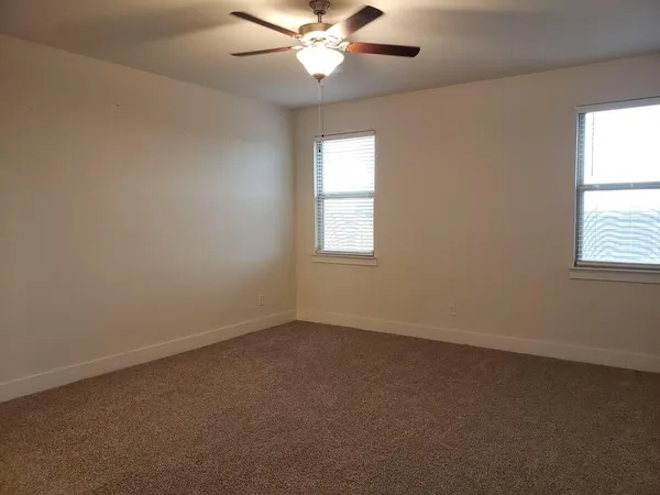 $2,595 | 11 Pheasant Run, Sanger, TX 76266