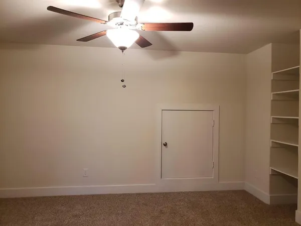 $2,595 | 11 Pheasant Run, Sanger, TX 76266