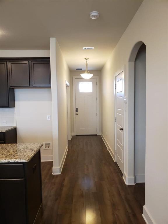 11 Pheasant Run Sanger, TX 76266 - Photo 5 of 19