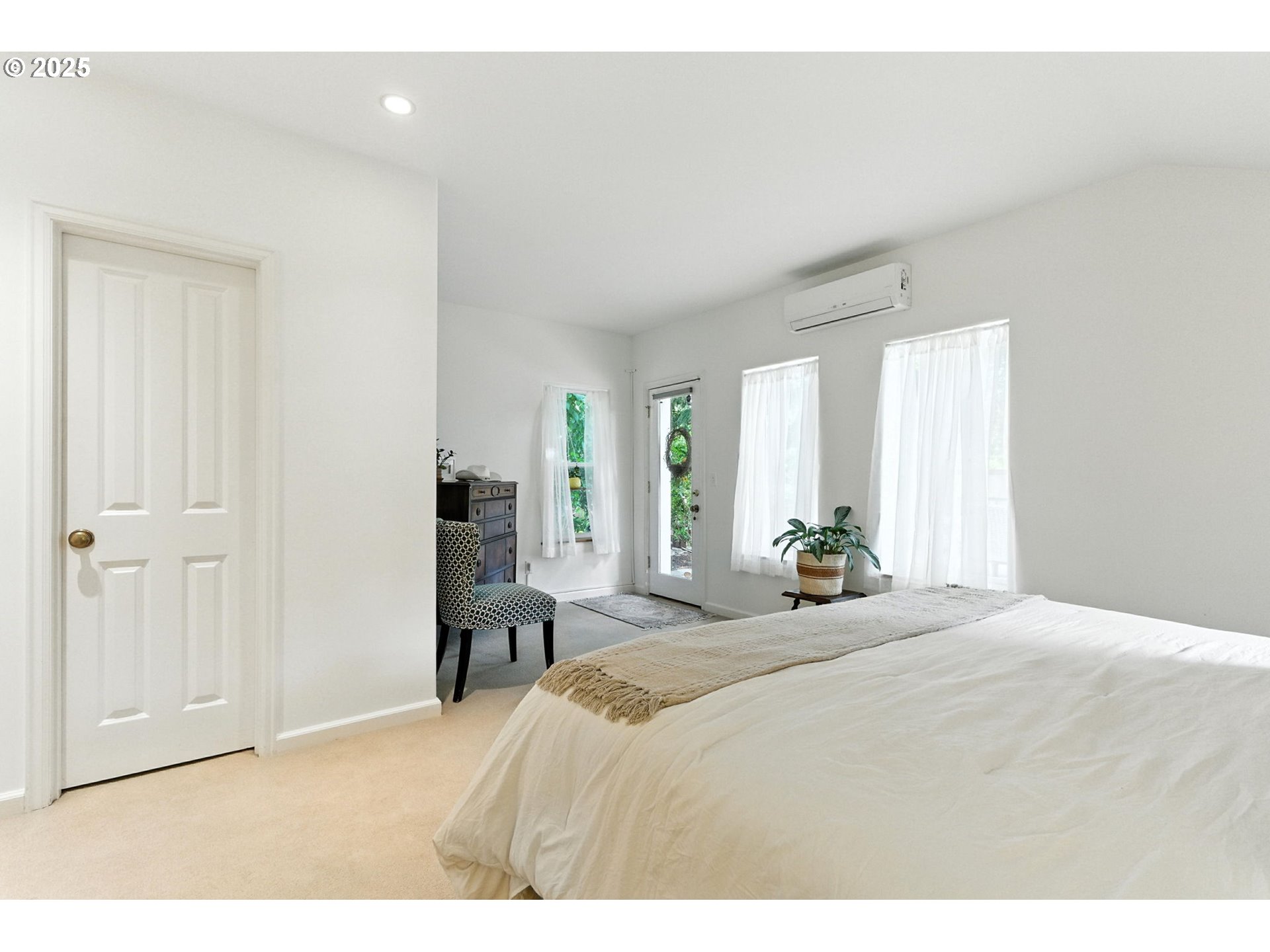 3307 Southwest Spring Garden Street Portland, OR 97219 - Photo 21 of 29 Gallery Image 21