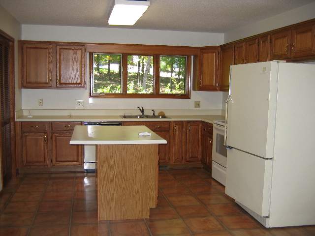 120 Beacon Ridge Circle, Unit KEOWEE HARBOURS Salem, SC 29676 - Photo 3 of 5