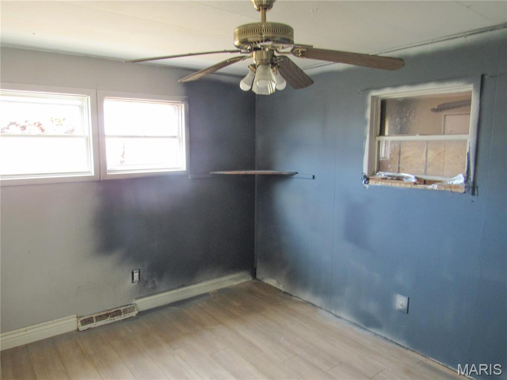 209 West 2nd S Street Mount Olive, IL 62069 - Photo 9 of 14