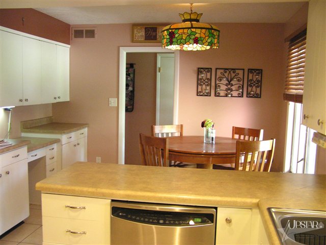 1702 South Hadley Road Fort Wayne, IN 46804 - Photo 12 of 25 Gallery Image 12