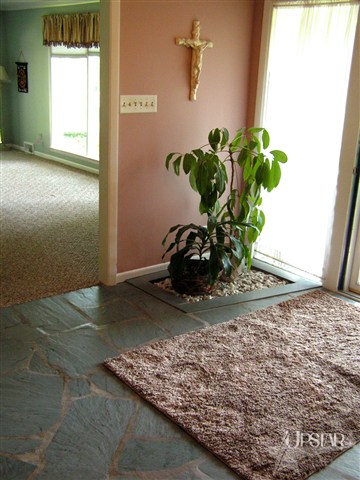 1702 South Hadley Road Fort Wayne, IN 46804 - Photo 6 of 25 Gallery Image 6