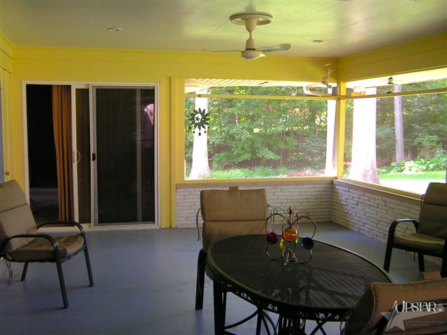 1702 South Hadley Road Fort Wayne, IN 46804 - Photo 10 of 25 Gallery Image 10