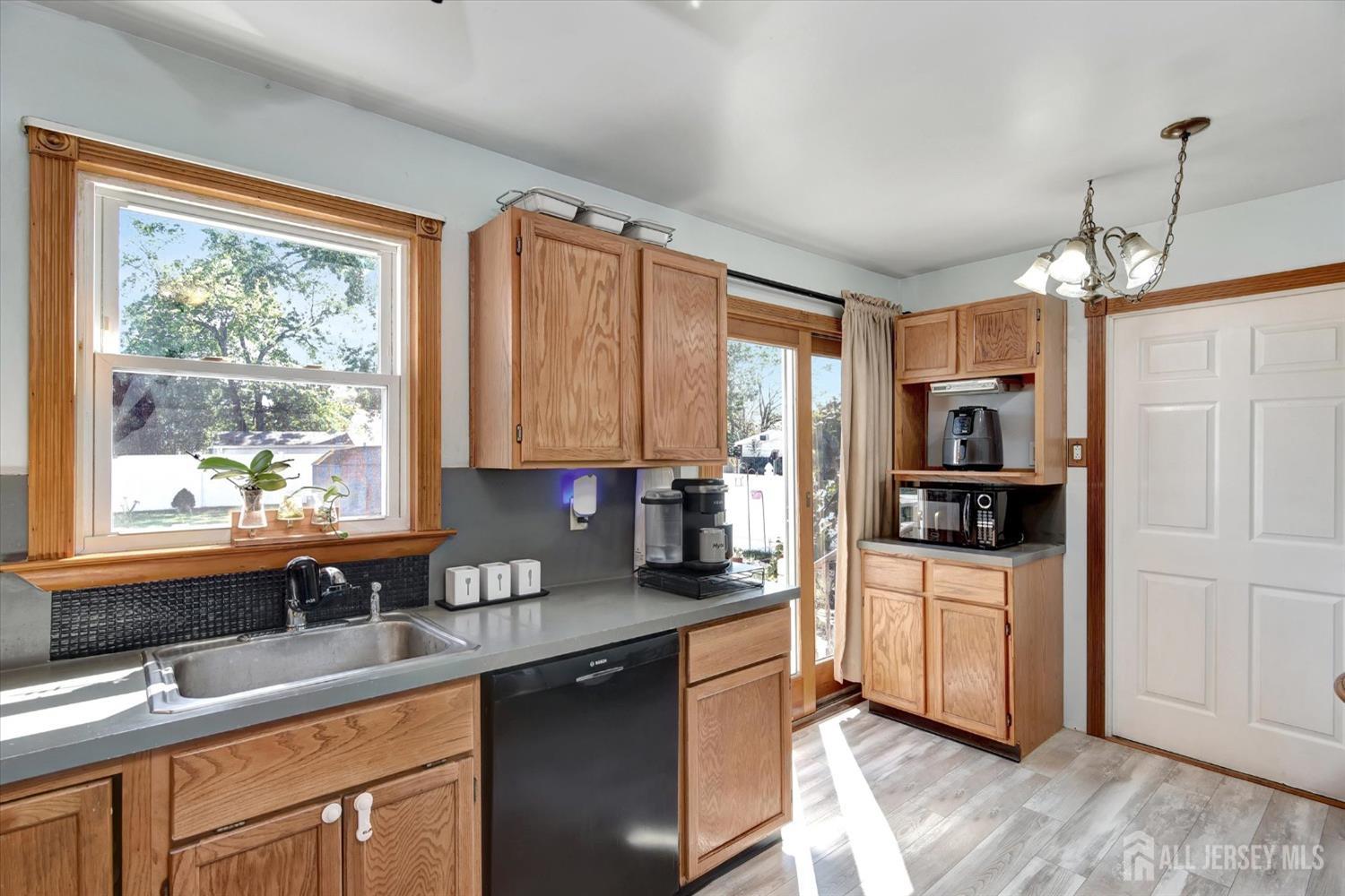 36 Piersoll Road Old Bridge, NJ 08857 - Photo 11 of 38 Gallery Image 11