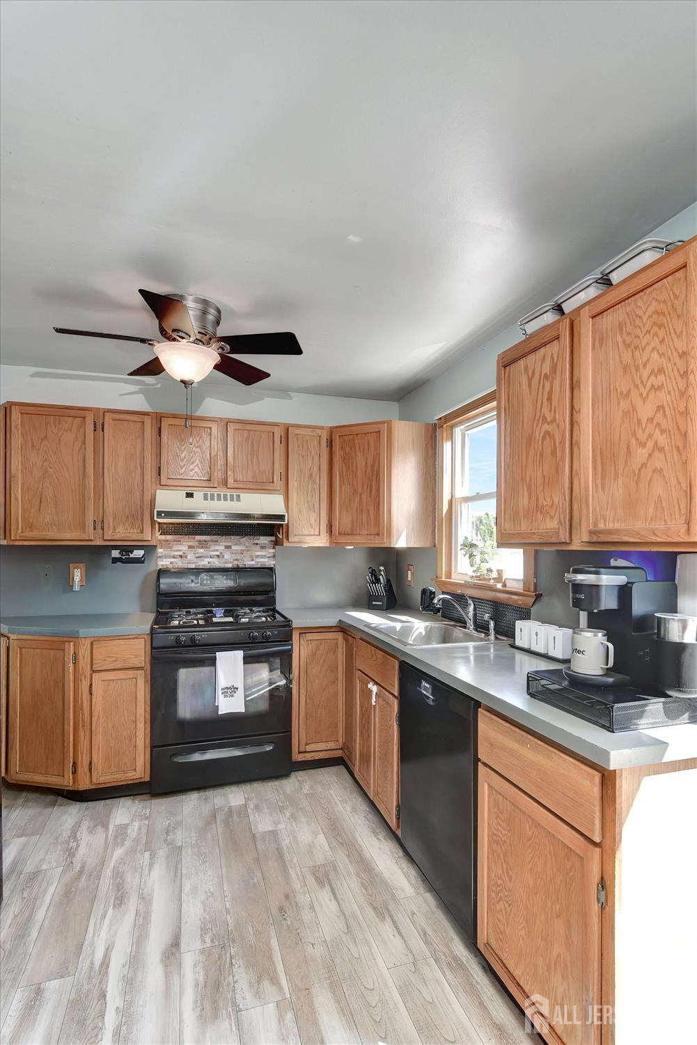 36 Piersoll Road Old Bridge, NJ 08857 - Photo 15 of 38 Gallery Image 15