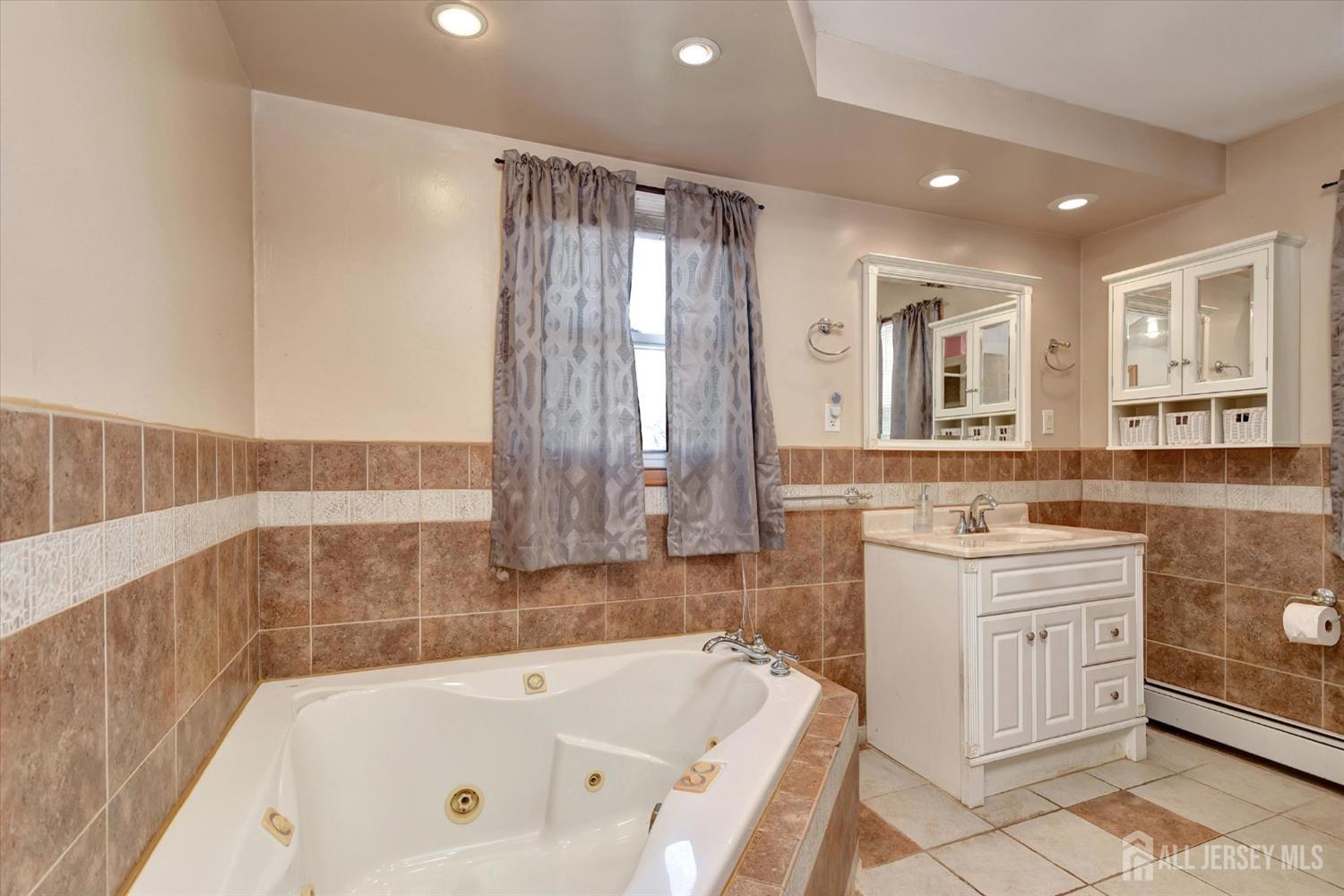 36 Piersoll Road Old Bridge, NJ 08857 - Photo 18 of 38 Gallery Image 18