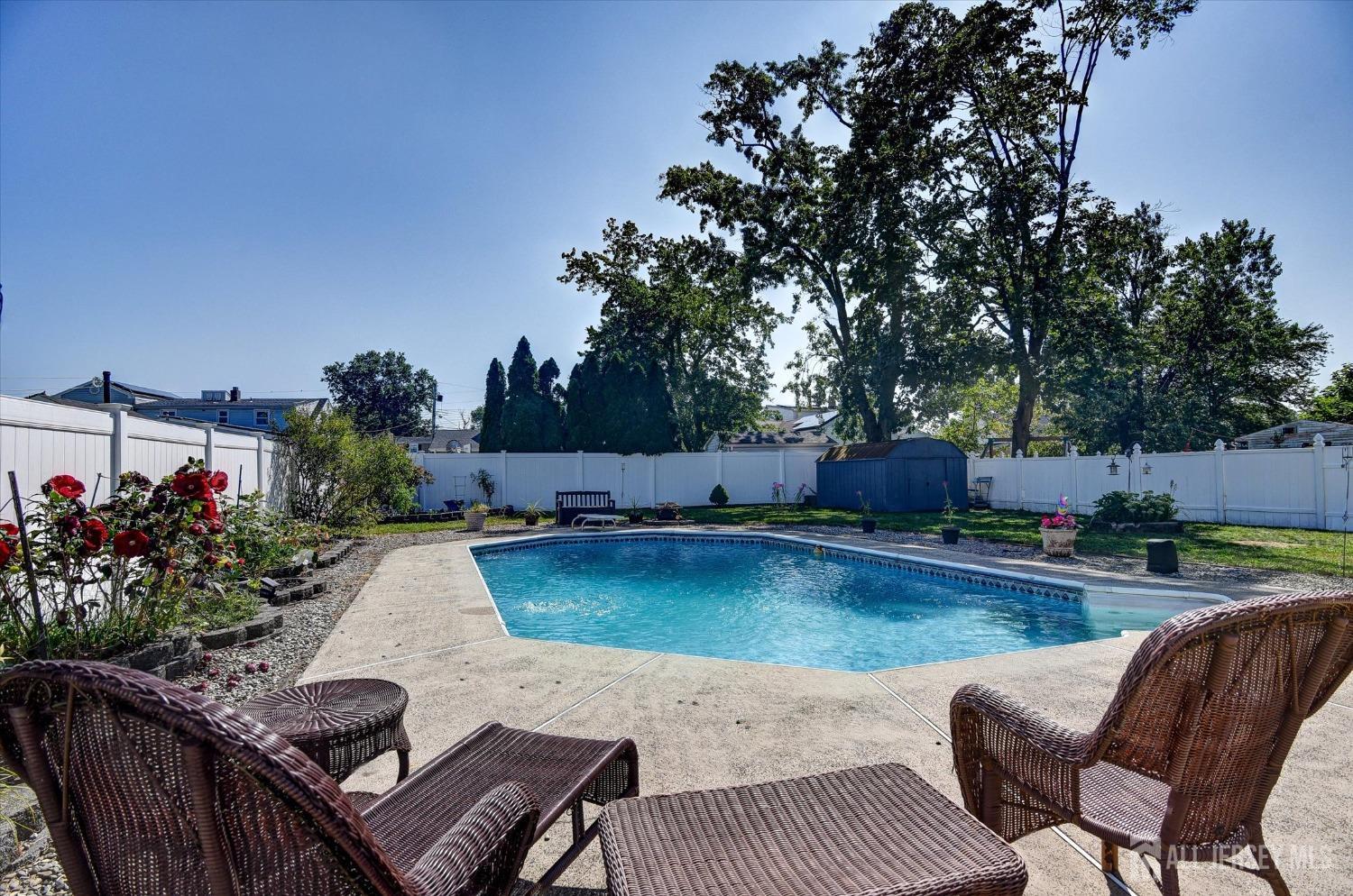 36 Piersoll Road Old Bridge, NJ 08857 - Photo 4 of 38 Gallery Image 4