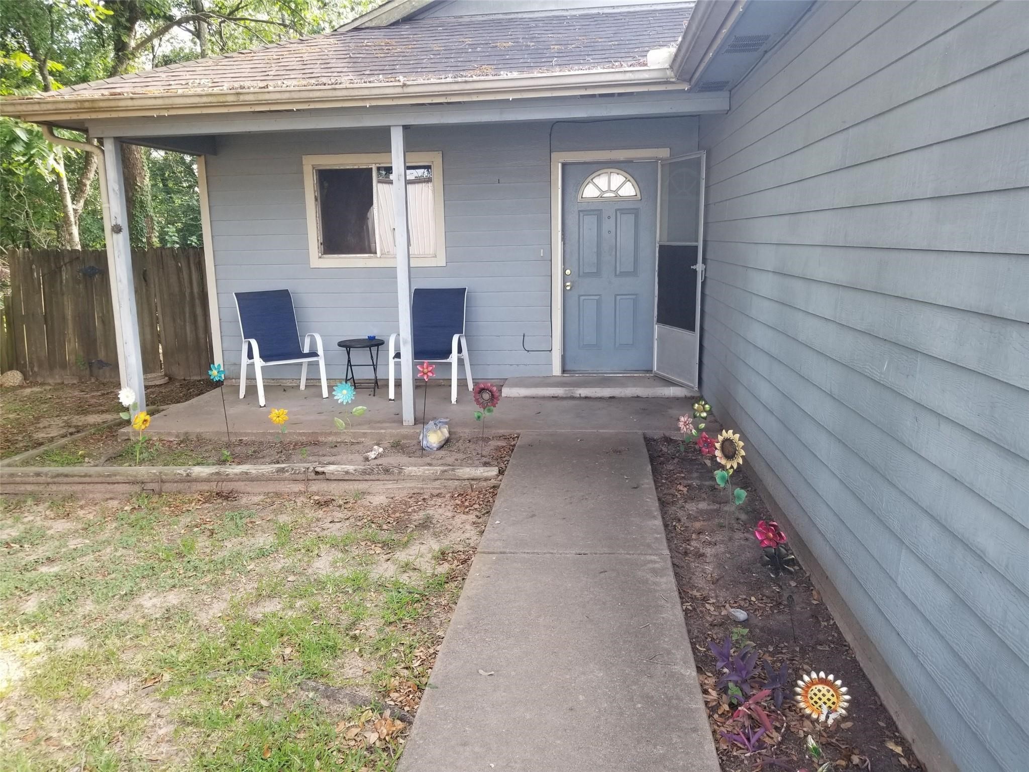 4508 15th Street Bacliff, TX 77518 - Photo 3 of 17 a view of a house with backyard and porch