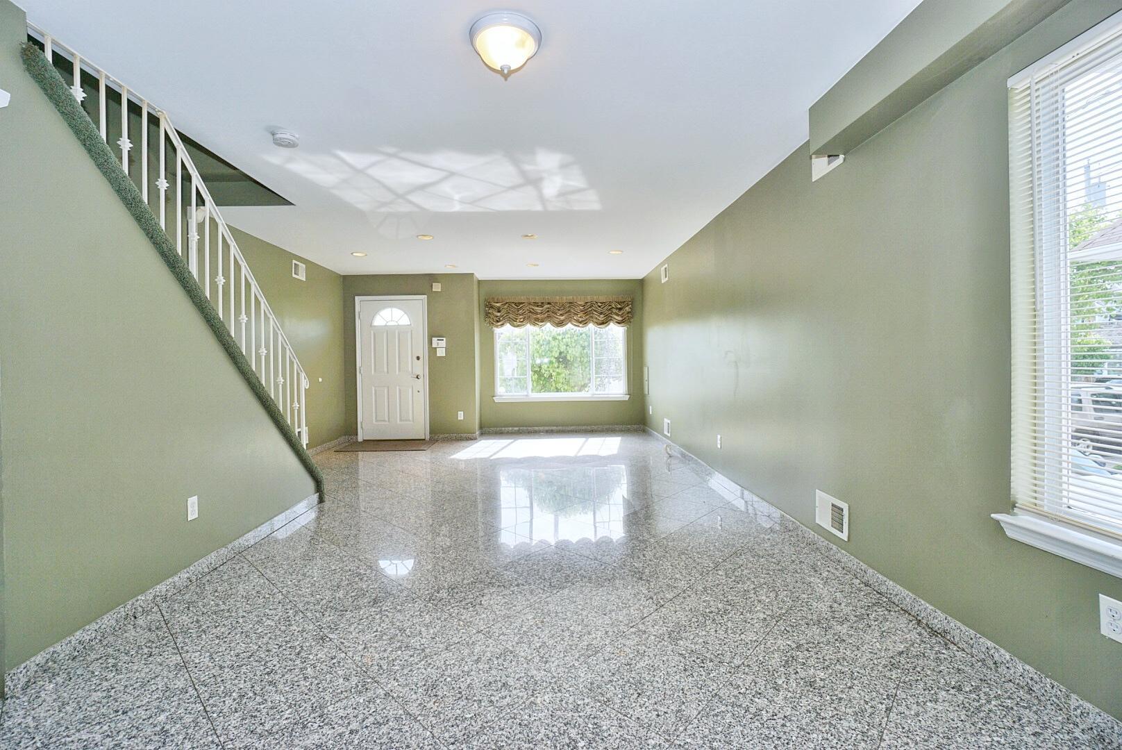 62 Seguine Loop Staten Island, NY 10309 - Photo 4 of 37 Photo Apr 27, 3 08 57 PM