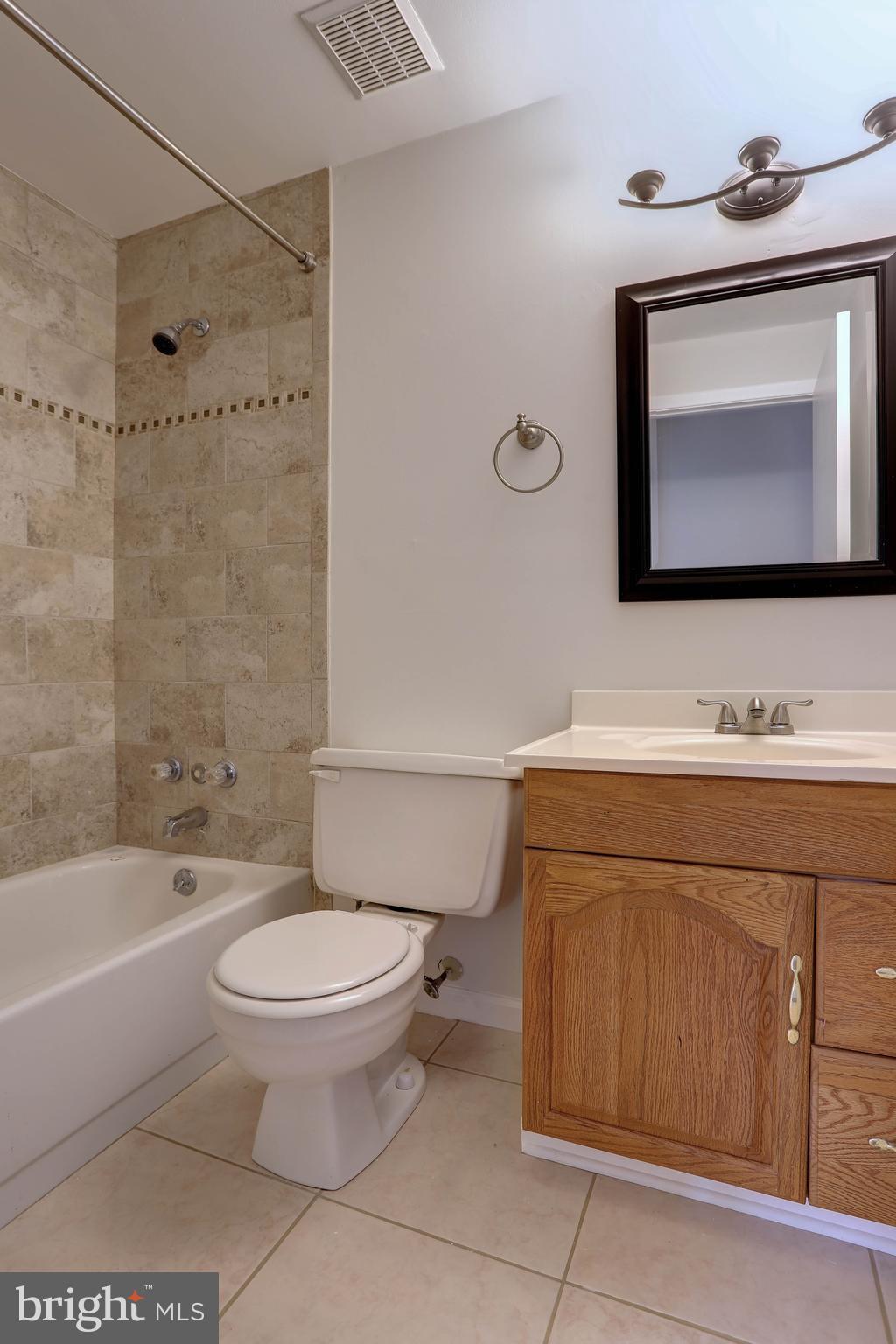 7148 Lasting Light Way Columbia, MD 21045 - Photo 18 of 43 Primary Bath